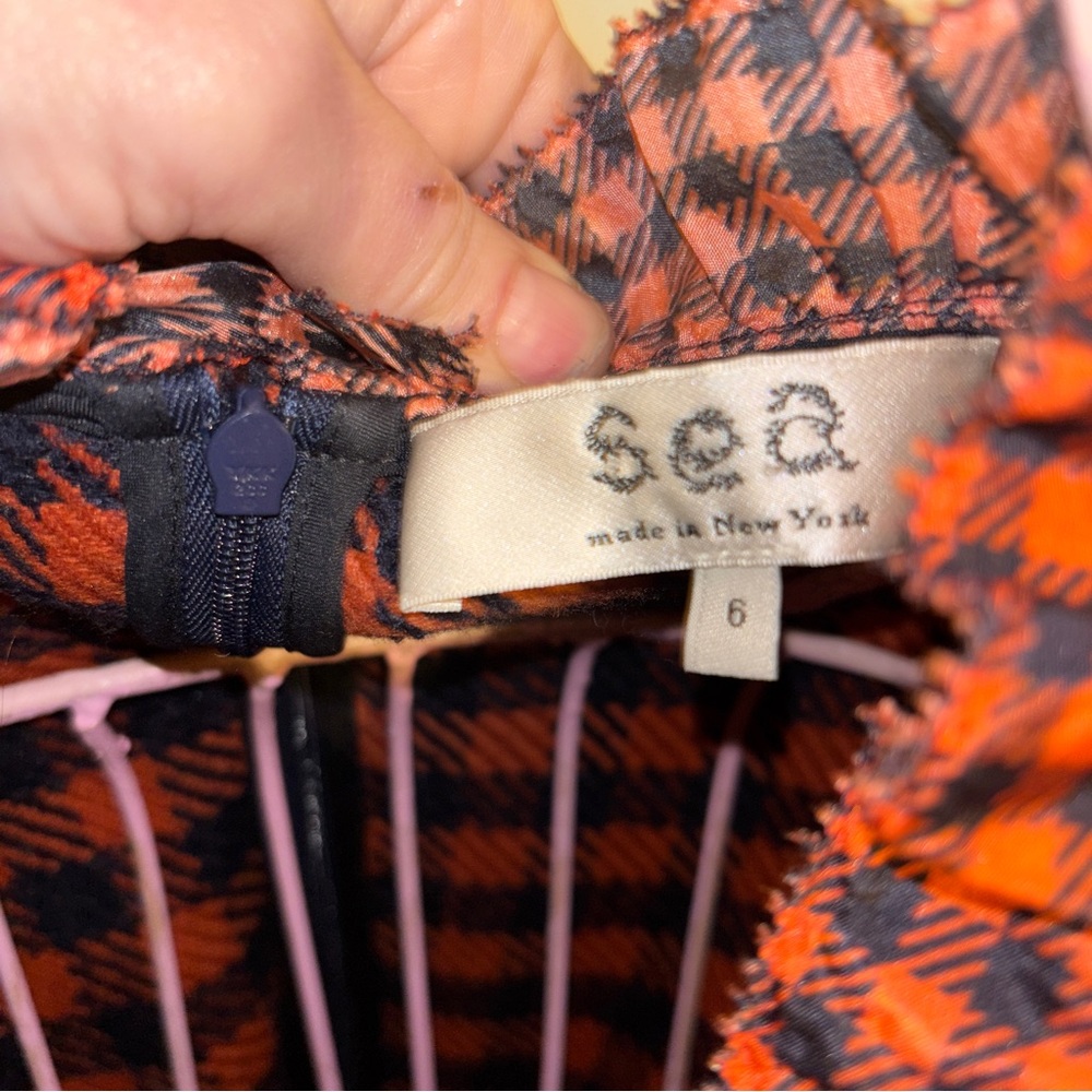 👀‼️Sea Orange and Black Checkered Long Sleeve Dress - Picture 5 of 5